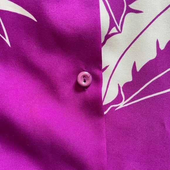 VINTAGE: Rainbow Paradise 70s Hawaiian shirt with feather pattern - size small - Picture 7 of 9